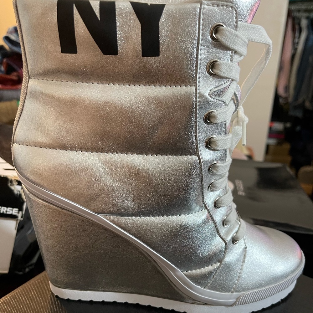 DKNY NOHO Wedge Sneaker
